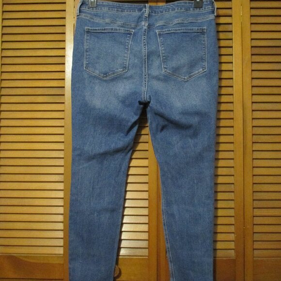 Old Navy jeans Rockstar Skinny distressed denim mid rise jeans size 18 - Picture 8 of 9